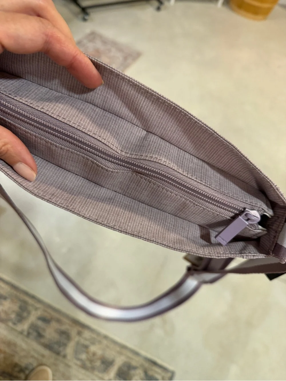 NWT Hedgren Adjustable Crossbody in Sepia/Light Lavendar color